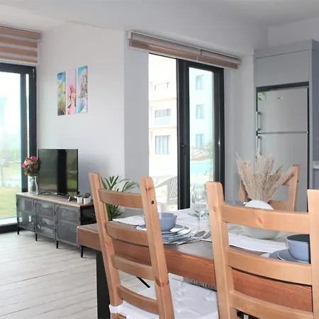 Excellent Mountain View Апартаменты *